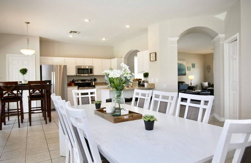 Windsor Hills House | ❤️FREE Resort, 3 Kings, 4 Parking Spaces, AC Game Rm