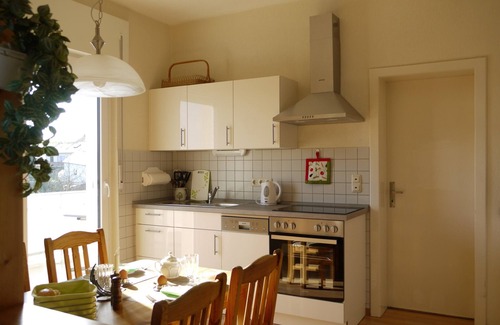 Starkenburg Apartment | Freestanding holiday house with large * - star apartment