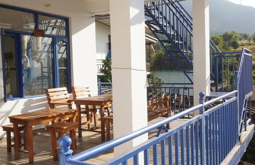 Suja Cottage | Freestay Keori River View-2BR Cottage in Chaugan by Homeyhuts
