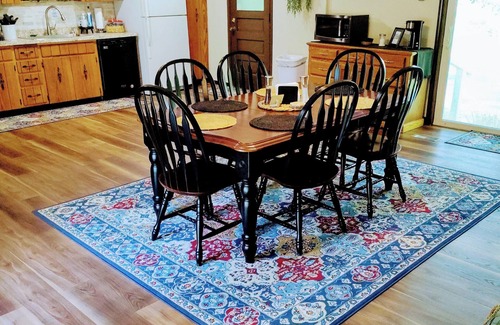 Utica House | French Creek Family Lodge n