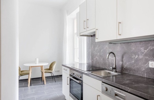 Alsergrund Apartment | Fresh Alsergrund 1BR, nr Bars, Transport & Shopping, by Blueground