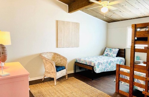 Atlantic Beach Hotel | Fresh and Airy 2-Bedroom Beach Duplex