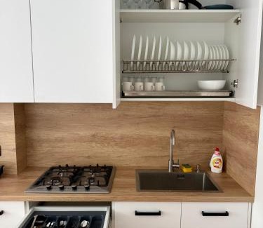 Comrat Apartment | Fresh apartment, self check-in, high-speed WiFi, AC