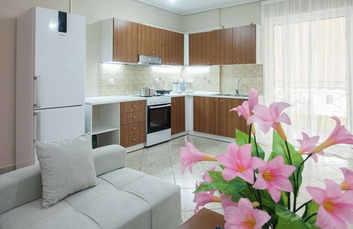 Keratsinion Apartment | Fresh Modern 1 Bd Apt w Balcony in Quiet Keratsini