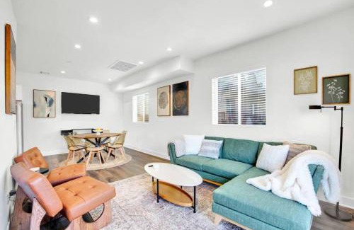 Historic Filipinotown House | Fresh & New Downtown La Condo!