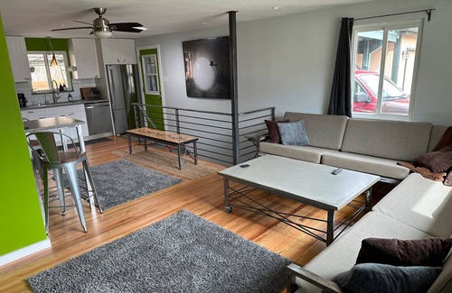 Arvada Plaza Area House | Freshly Remodeled 4 BR House w/Ping Pong & Sk8 Bowl in Olde Town Arvada