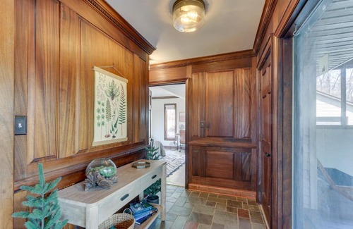 Front Royal House | Front Royal Hilltop Cabin with Panoramic Views!