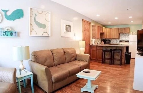 Lakeview House | Fronteir cottages modern 2 bedroom cottage