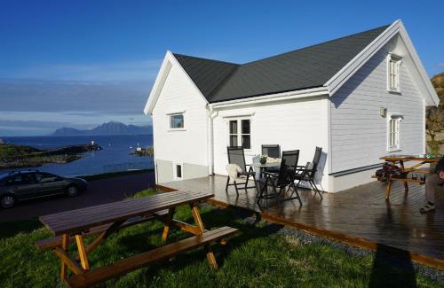 Straumsjoen House | Frugga Feriehus og leilighet