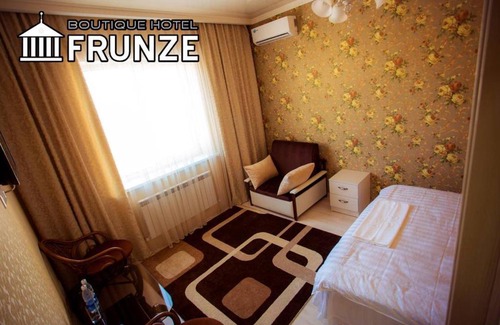 Sverdlov District Apartment | FRUNzE