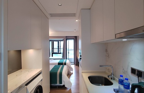 Huaqiang North Apartment | fuan hotel