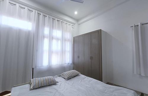 Sarnath Apartment | Full AC 2BHK with Kitchen near Temple