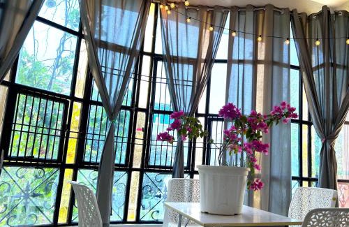 Sarnath Apartment | Full AC 2BHK with Kitchen near Temple