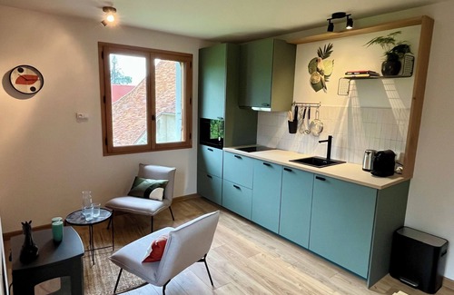 Saint-Sulpice-d'Excideuil Apartment | Full apartment with beautiful outdoor spaces in the Périgord Vert.