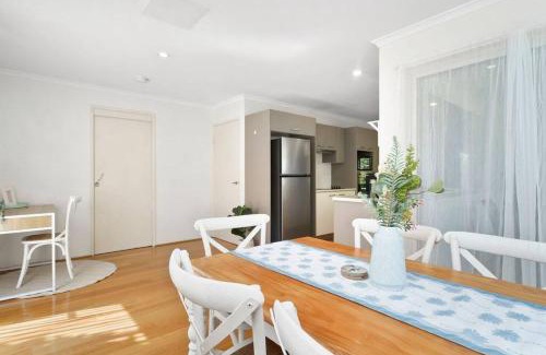 Caloundra House | Fully airconditioned, pet friendly, 5mins to beach