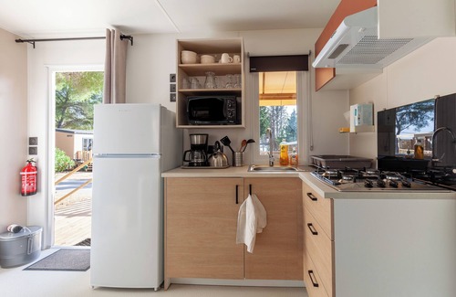 Carry-le-Rouet RV Rental | Fully equiped mobile home near the beach with shared pool and Air Conditioning