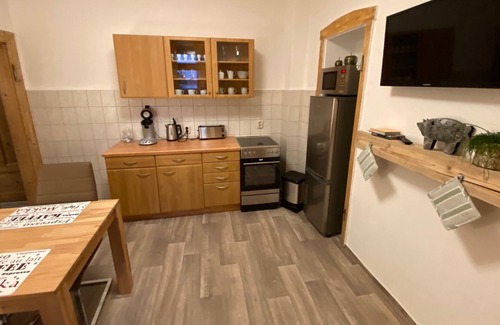 Nietleben Apartment | Fully equipped apartment for up to 5 people.