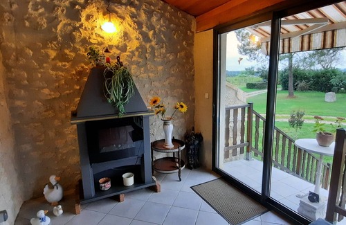 Caussens Cottage | Fully-equipped gîte for up to 7 people, with private pool.