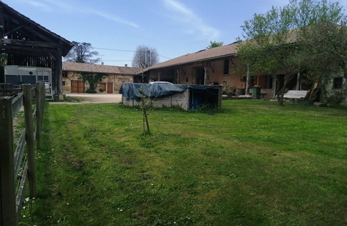 Laiz House | Fully equipped gîte in renovated farmhouse - Sleeps 8 - Swimming pool