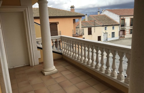 Santa Maria la Real de Nieva Ski Chalet | Fully equipped modern style individual chalet