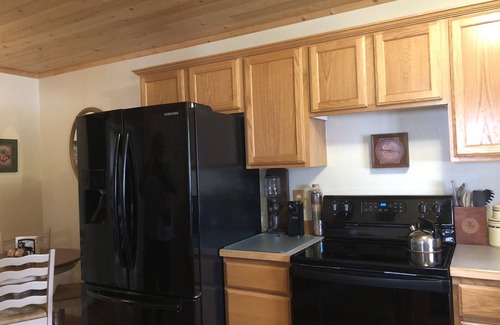 Darby House | Fully Equipped Montana Guest Home w/kitchen, laundry, hot tub and hiking