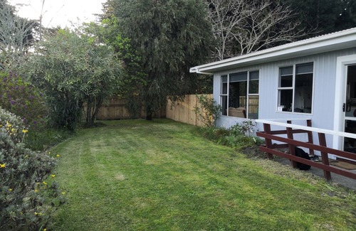 Foxton Beach House | Fully fenced family and pet friendly iconic kiwi bach awaits
