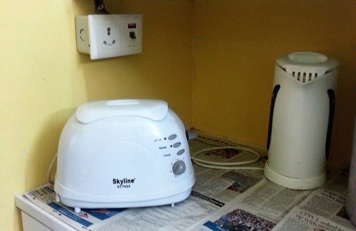 Gomti Nagar House | Fully Furnished 1BHK, Unit SA1 - room, lobby, kitchen, bathroom, Garden