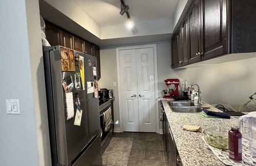 Thorncliffe Park House | Fully Furnished Gorgeous 2 Bedroom 2 Bathroom Townhouse in Hyde Park Leaside