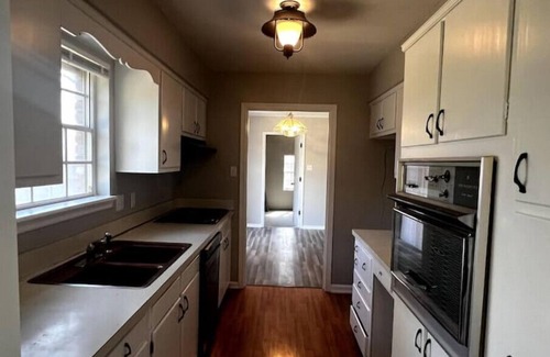 Cardinal Heights House | Fully Furnished Newly Remodeled Home in Little Rock