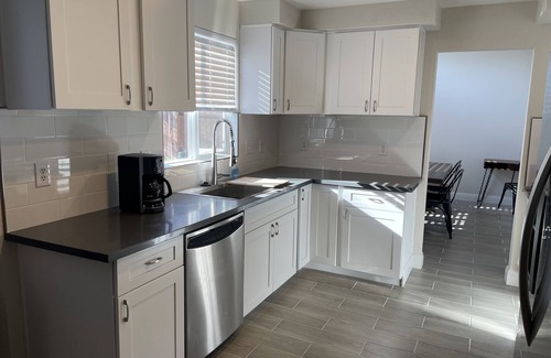 Southwestern Sacramento House | Fully remodeled spacious home