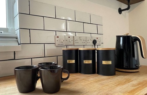 Durham House | Fully Serviced Three Bed House in Durham