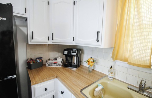 Wichita House | Fully Stocked W/Amenities - King Bed W/W&D!
