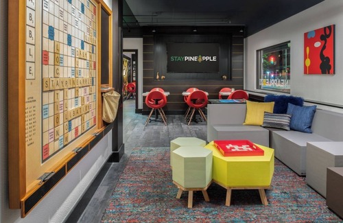 Belltown Hotel | Fun and Funky Room w/Tub Near Seattle Waterfront & Space Needle, Pets Welcome!