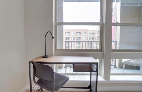 Jefferson Manor Apartment | Fun & Comfort Await: Apartment at Alexandria