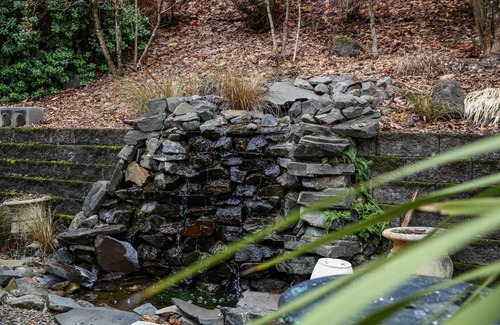 West Side Highway House | Fun, Family Friendly PNW Garden Stay