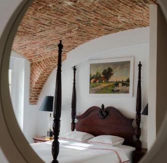 Donji Grad Apartment | Funktastic Old-Town Condo