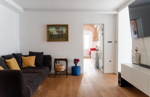 Donji Grad Apartment | Funktastic Old-Town Condo