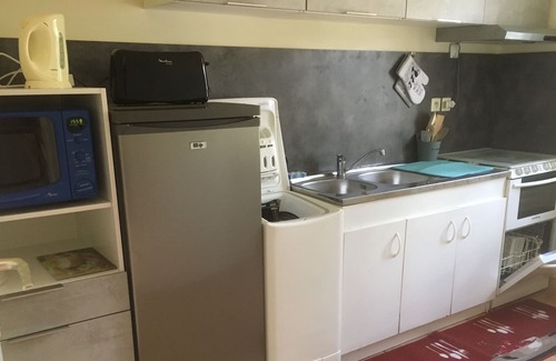 Saint-Pierre-le-Moutier Cottage | Furnished rental, close to all shops - 10 minutes from the circuit of Magny-Cours