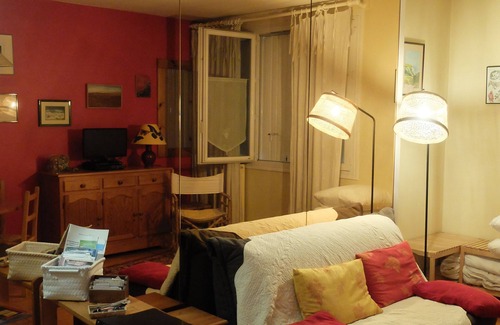 Saint-Louis Apartment | Furnished apartment in Samain, Versailles