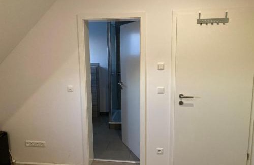 Adelheidsdorf House | Gäste und Messezimmer Adelheidsdorf