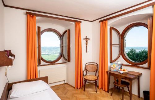 Furth bei Goettweig Bed & Breakfast | Gästehaus Benediktinerstift Göttweig - Bed & Breakfast Monastery
