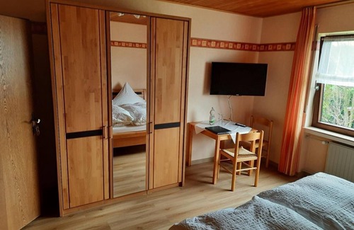 Veldenz Bed & Breakfast | Gästehaus Sproß - Double room
