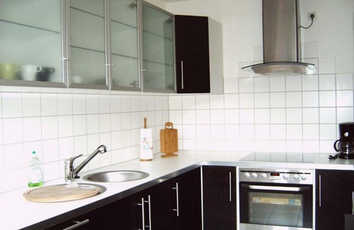Pinneberg Apartment | Gästehaus UP-Arnold
