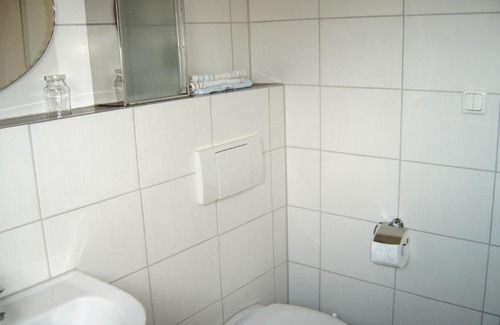 Pinneberg Apartment | Gästehaus UP-Arnold