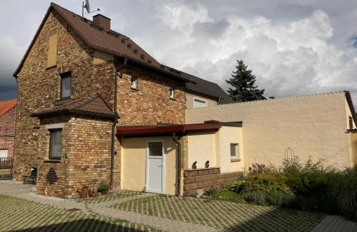 Trebitz House | Gästehaus zur Bienerei