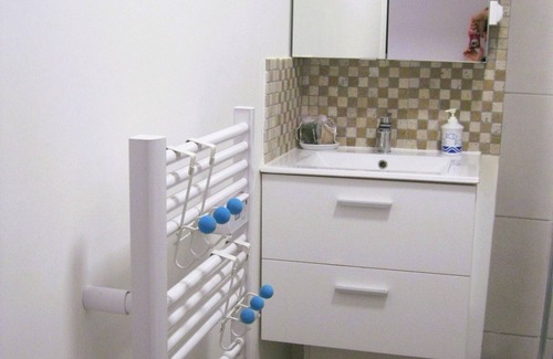 Monein Apartment | Gîte 4 Étoiles Dans une Ferme Béarnaise 2/4 Pers. en Plein Coeur du Jurançon