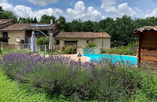 Lafrancaise House | Gîte Bois et Senteurs