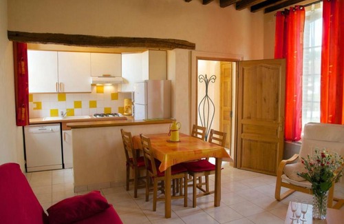 Bucey-en-Othe House | Gîte Bucey-en-Othe, 3 pièces, 4 personnes - FR-1-543-8