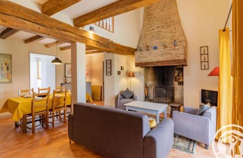 Montilliers House | Gîte confortable 2 chambres avec jardin, animaux admis, Wifi, parking - FR-1-622-80