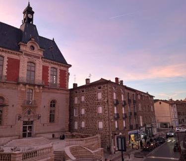 Langeac House | Gîte Cosy - 72m2 - Hyper Centre - Tout équipé